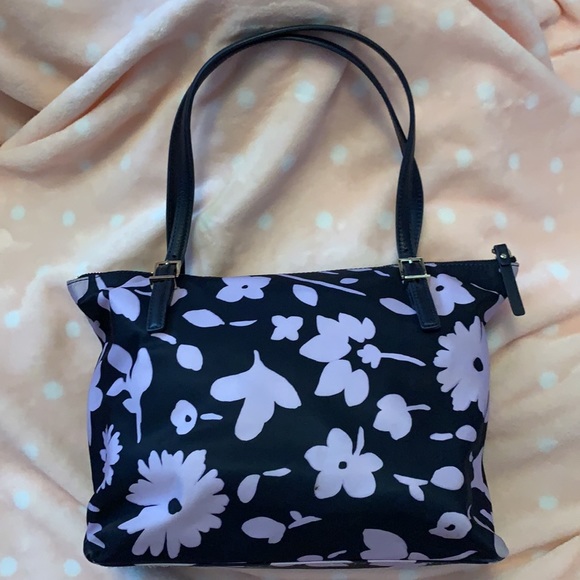 KATE SPADE Coming Soon! - Picture 2 of 3
